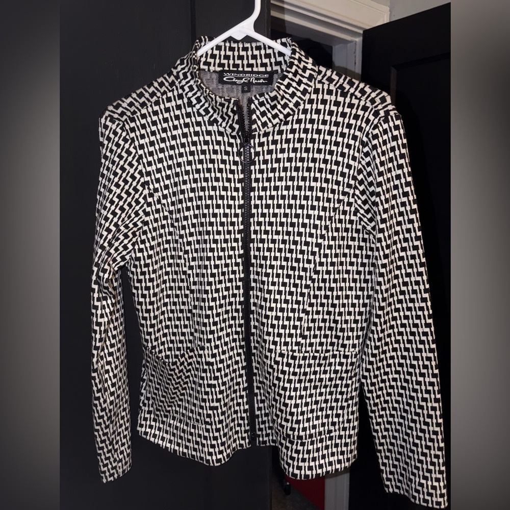Wind ridge Cheryl Nash black pattered jacket